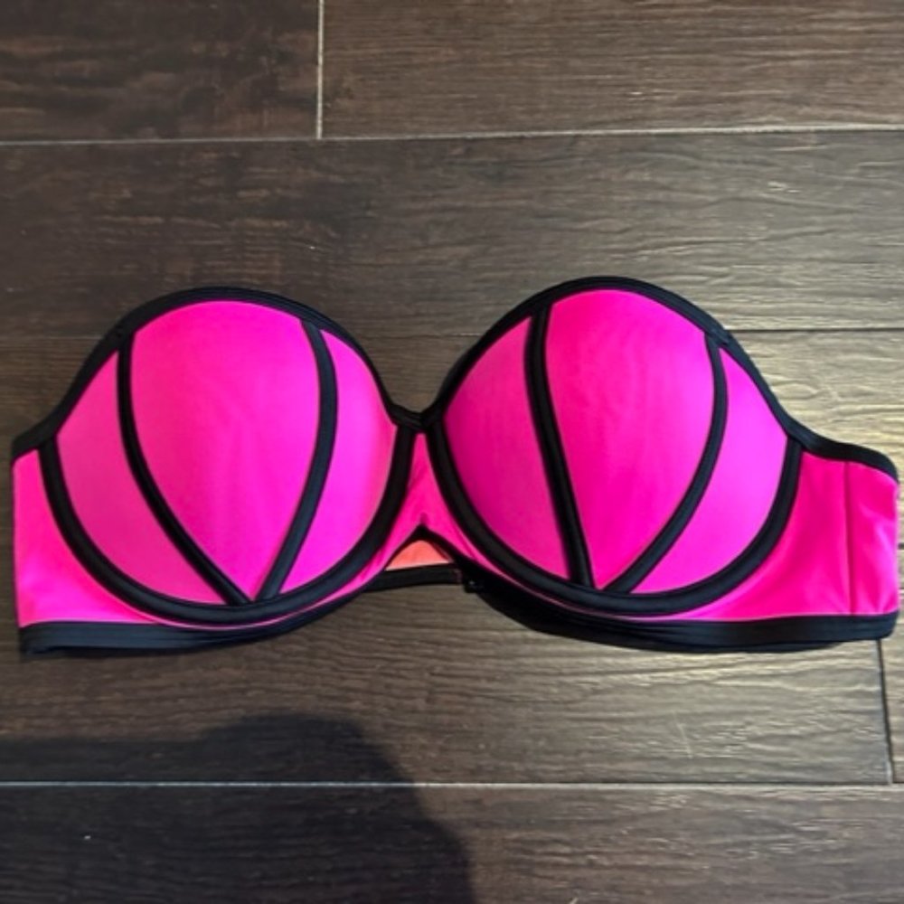 VICTORIA SECRET - PINK Bikini Top - L(A-C)